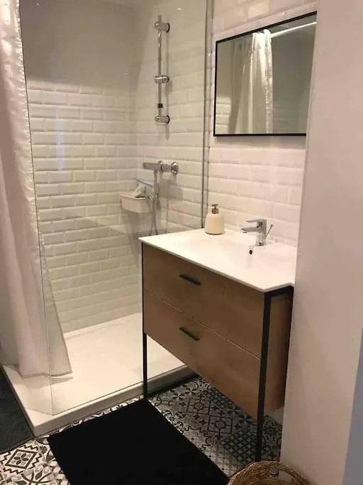 Appartement T2 50M2 3*,Centre Ville,Calme,Lumineux Charme Rodez France